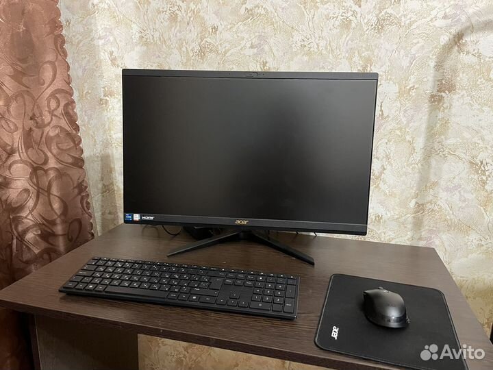 Моноблок Acer C24 1800 с графикой iris x