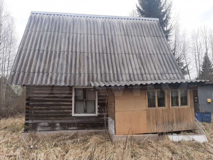 Дом 36 м² на участке 6 сот.