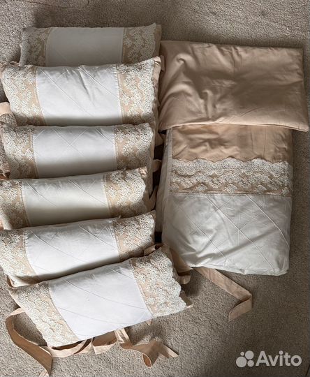 Бортики, подушка и одеяло в детскую кроватку