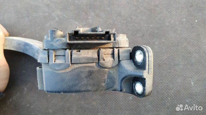 Педаль газа Лифан Х60