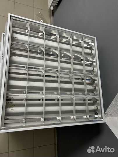 Светильник потолочный