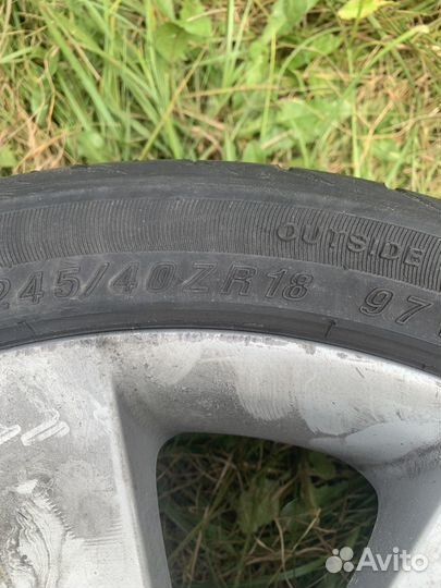 Toledo TL1000 245/40 R18