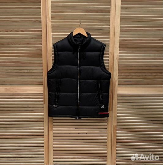 Жилетка мужская новая