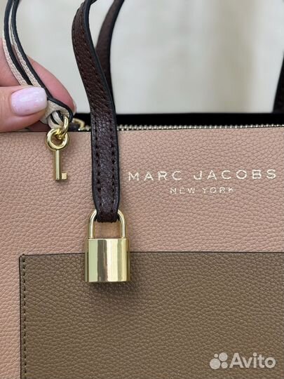 Marc Jacobs The Leather Mini Grind Tote Bag