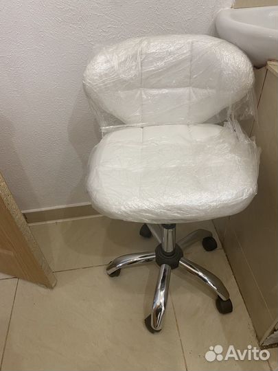 Продам кушетку и стул