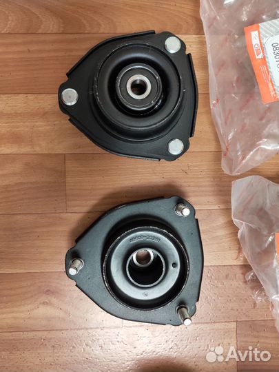 Опора передней стойки