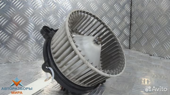 Моторчик печки Kia Rio рест. 2002