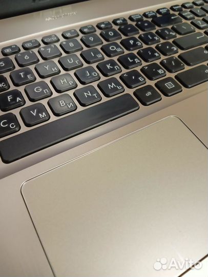 Игровой ноутбук SSD, 2gb видеокарта, 8Gb озу