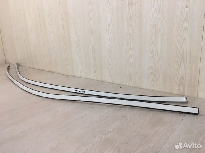 Молдинг крыши Mercedes Benz E300 W211 M272.943