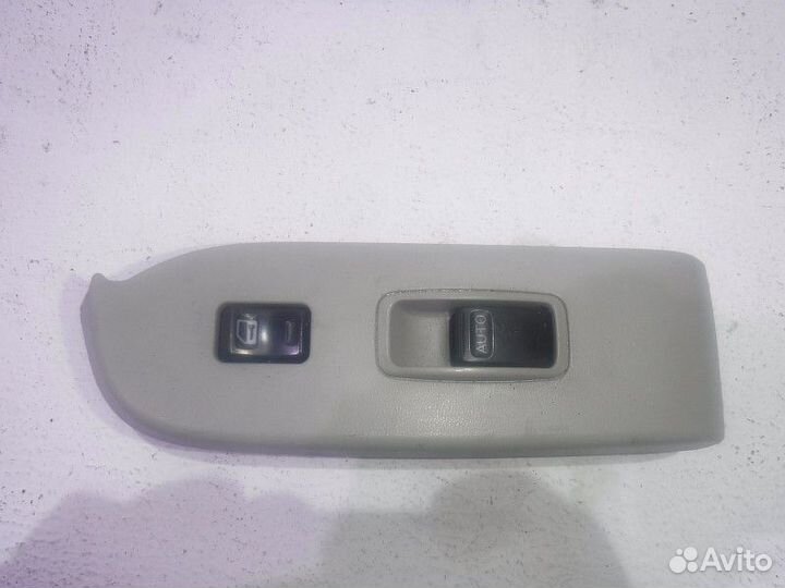 Кнопка стеклоподъемника