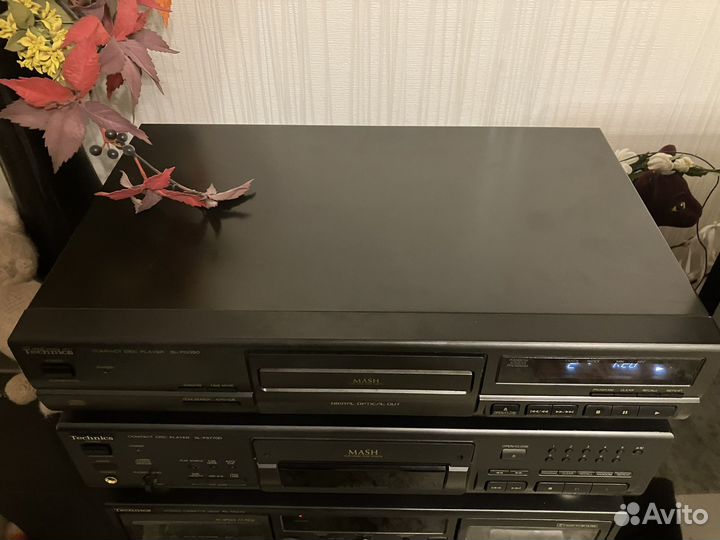 Cd проигрыватель Technics SL-PG390