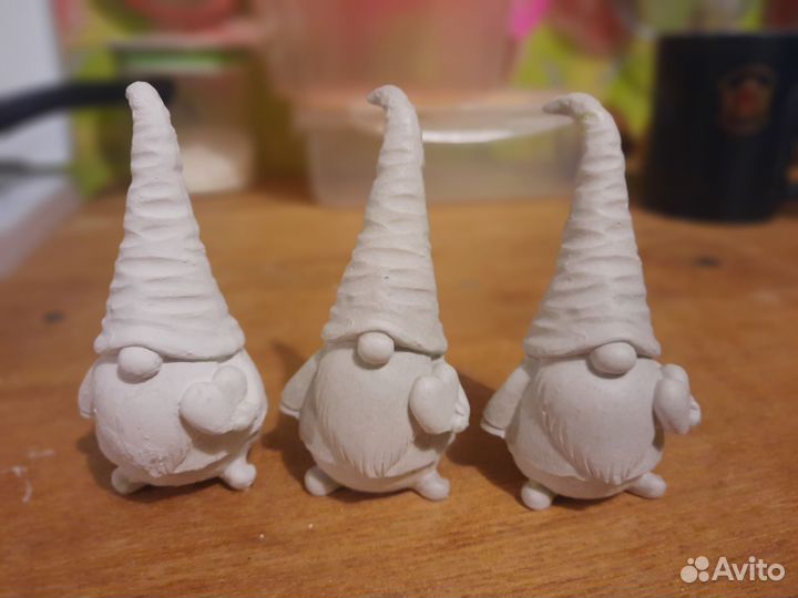 Гномы из гипса