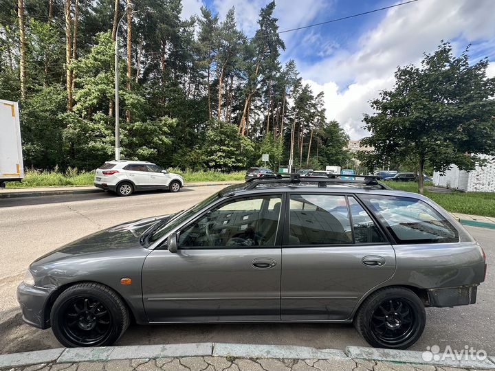 Mitsubishi Lancer 1.6 МТ, 1999, 180 000 км