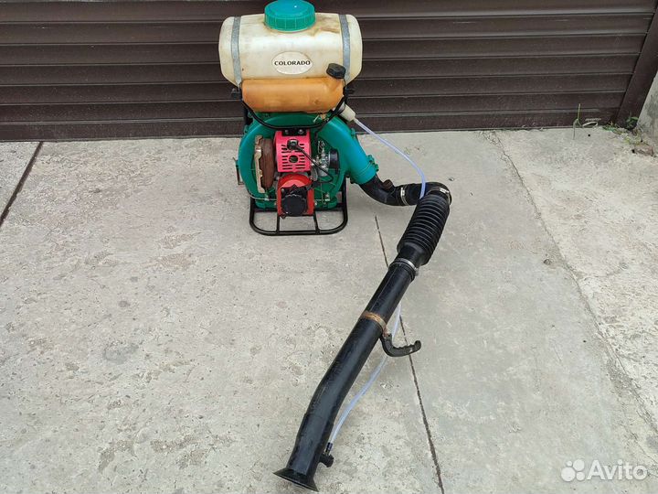 Бензиновый опрыскиватель