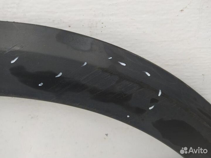 Молдинг крыла переднего левого Renault Sandero Stepway 2011
