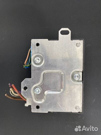 Блок управления топливным насосом Mercedes W204