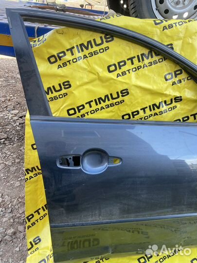 Передняя правая дверь Mazda 3 (BK)