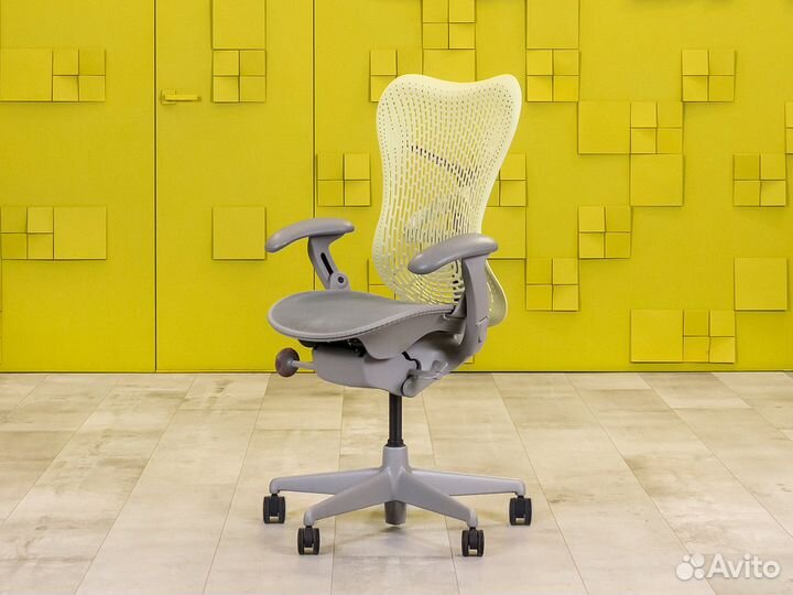 Кресло руководителя Herman Miller Mirra США