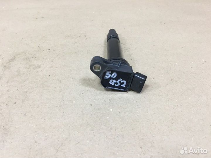 Катушка зажигания Toyota Auris