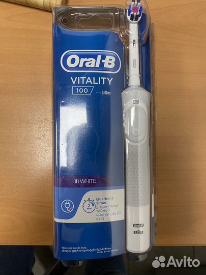 Зубная щетка oral b новая