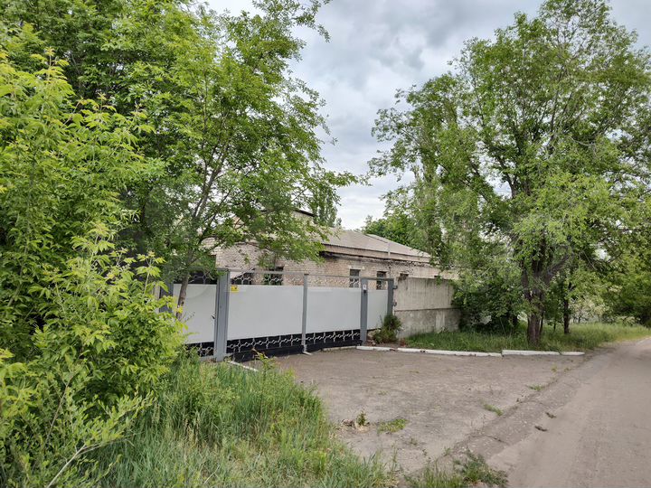 Производственное здание, 690 м²