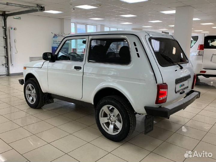 LADA 4x4 (Нива) 1.7 МТ, 2016, 183 000 км