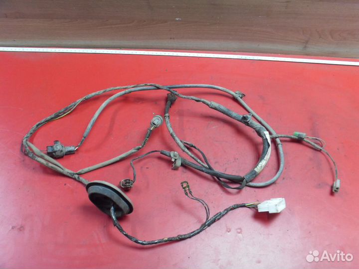 Проводка подкапотная MN124837 Mitsubishi Lancer 9