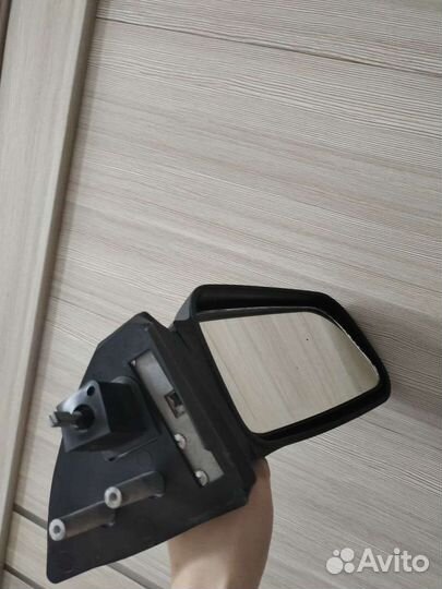 Боковое зеркало ваз 2114