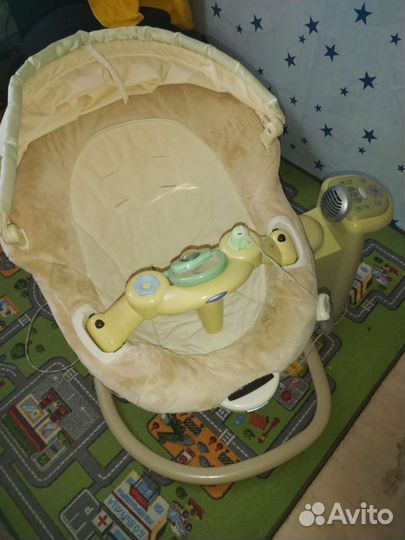 Укачивающий центр Graco
