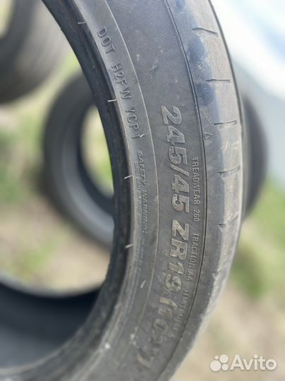 Kumho 722 245/45 R19 и 275/40 R19