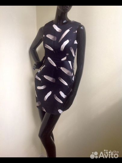 Коктейльное модное платье гардероб выбор