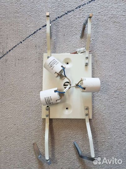 Светильник потолочный подвесной (люстра)