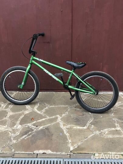 Трюковой велосипед bmx