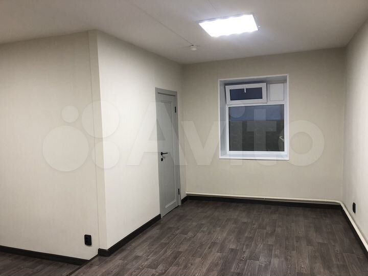 Офис 31м² с отд. входом, санузлом