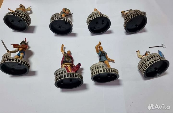 Фигурки гладиаторов. Производство Япония
