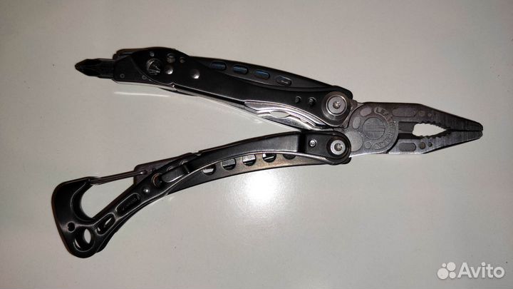 Мультитул leatherman skeletool CX