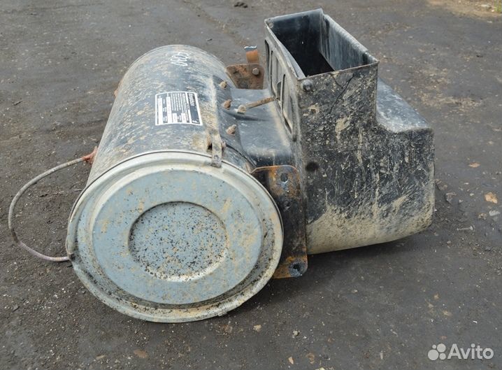 Корпус воздушного фильтра freightliner FLC 120