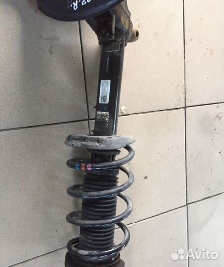 VW Volkswagen Golf 6 стойка передняя правая