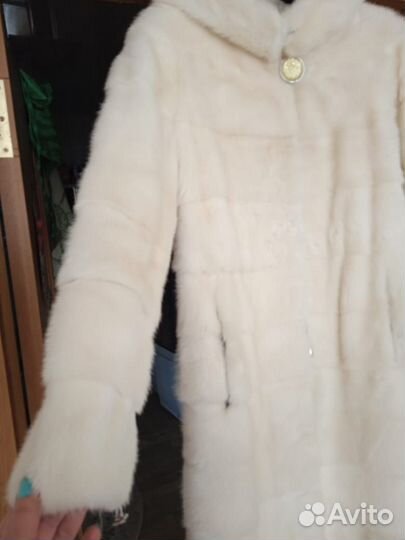 Шуба норковая с капюшоном 46-48 Италия