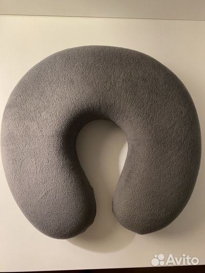 Подушка для путешествий