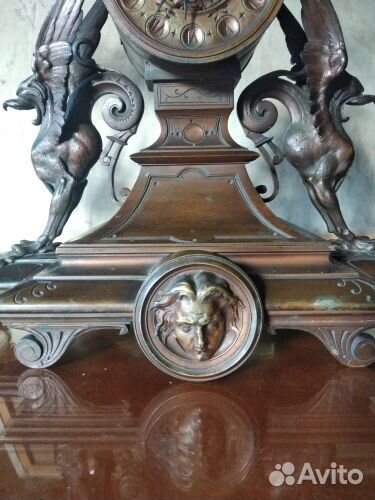 Старинные каминные часы