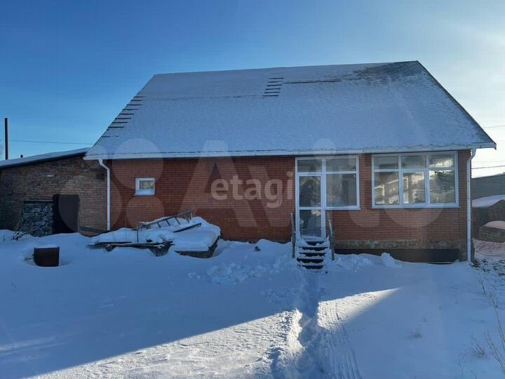 Коттедж 183,1 м² на участке 6,6 сот.