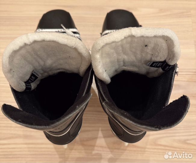 Коньки Bauer Supreme s140