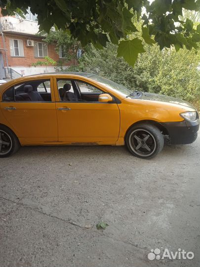 LIFAN Solano 1.6 МТ, 2012, битый, 400 000 км