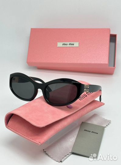 Солнцезащитные очки miu miu