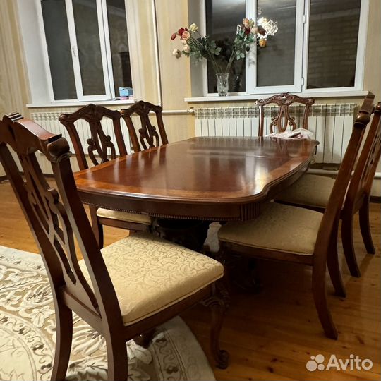 Горка стол стулья