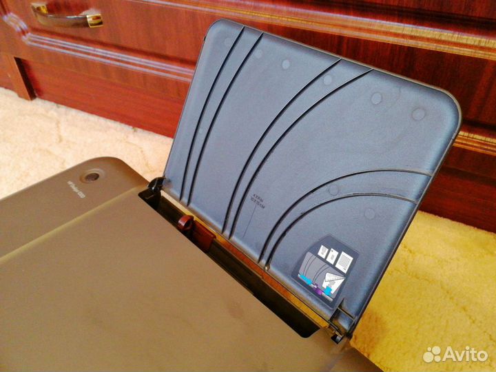 Цветной принтер HP Deskjet 1000 J110 seri