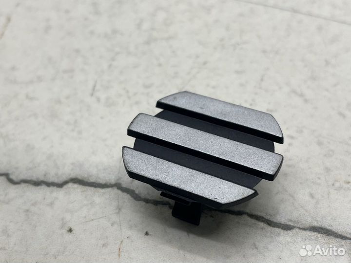 Заглушка декоративная Bmw E39 E53 E46 E83 M50 M52