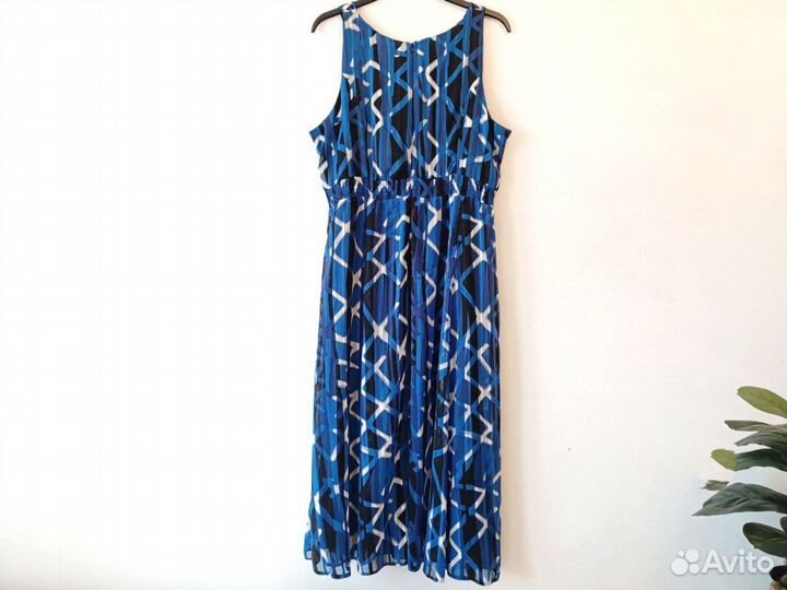 Нарядное платье 58 60 размер