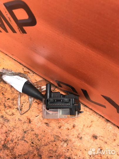 Гитара дворников левая Toyota Corolla Spacio